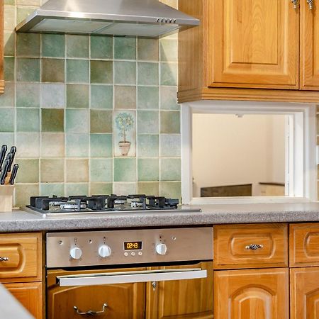 Elvington Cottage - Family-Friendly Cheerful House At The Heart Of The Cotswolds Bourton-on-the-Water Extérieur photo