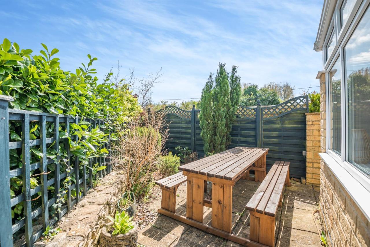 Elvington Cottage - Family-Friendly Cheerful House At The Heart Of The Cotswolds Bourton-on-the-Water Extérieur photo
