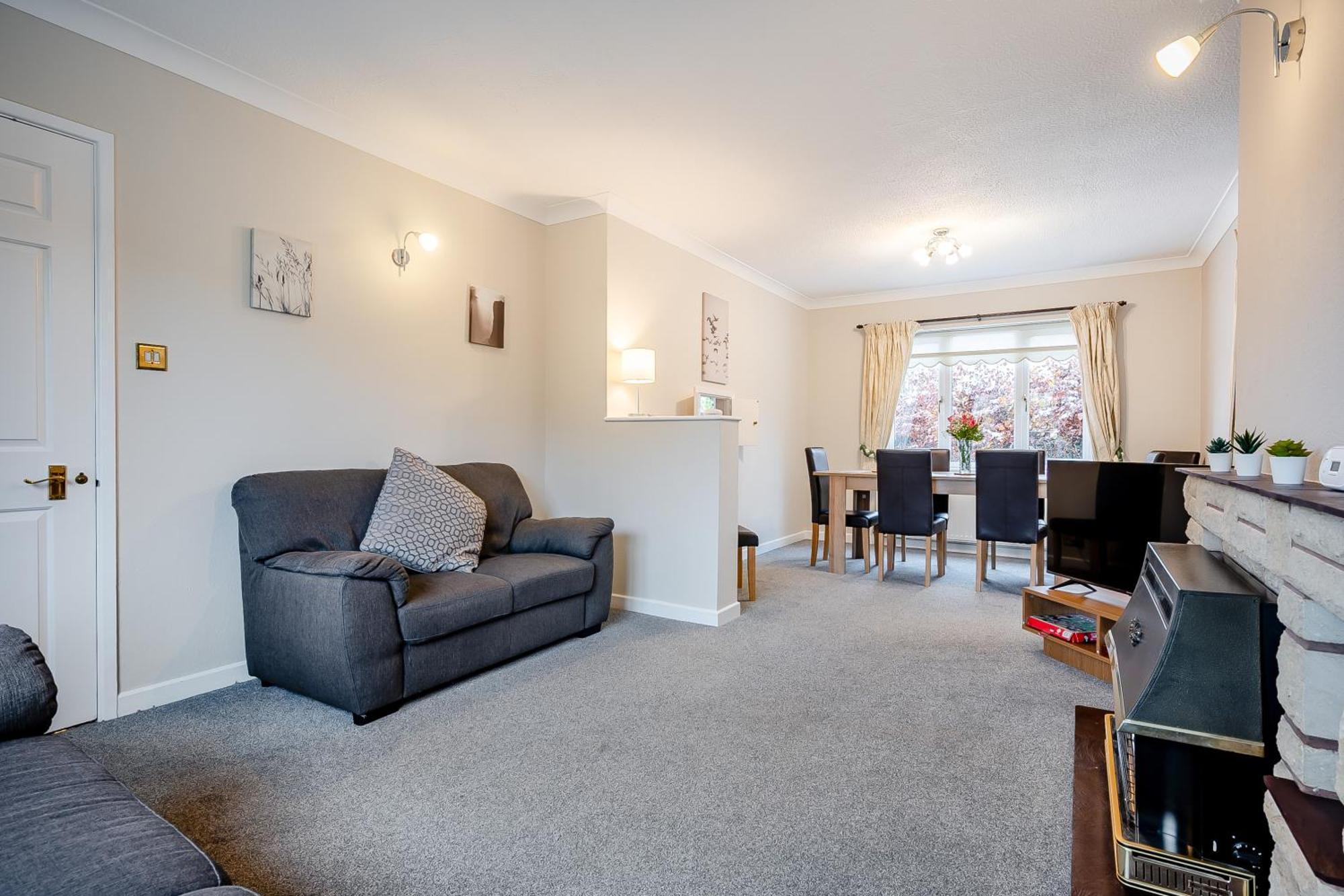 Elvington Cottage - Family-Friendly Cheerful House At The Heart Of The Cotswolds Bourton-on-the-Water Extérieur photo
